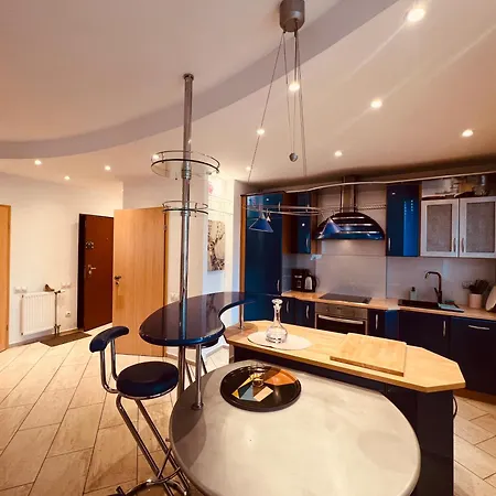 Lux Flat - Blue * Варшава